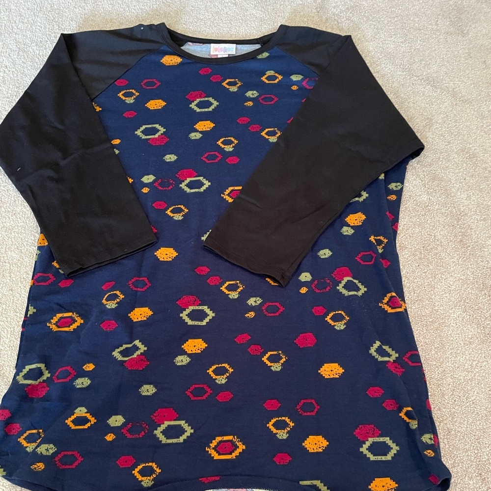 Lularoe Randy baseball tee